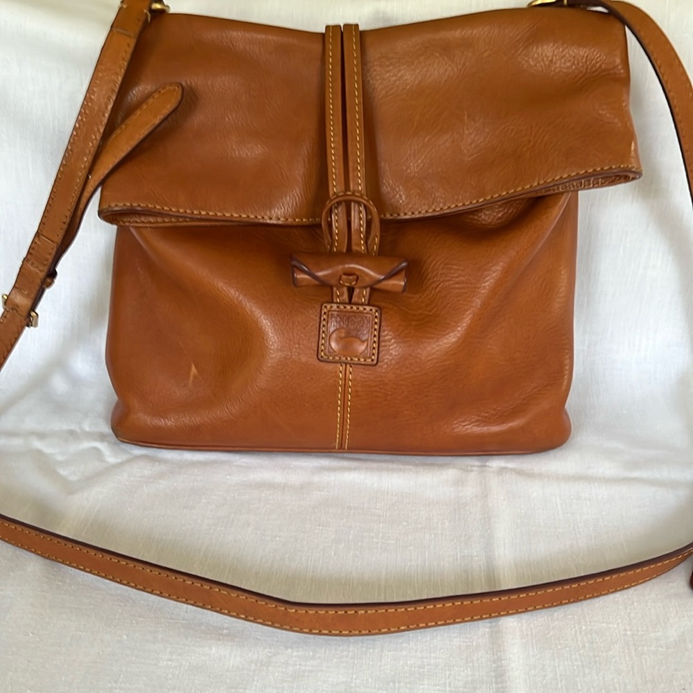 Dooney & Bourke Florentine Leather Bag with Toggle closure